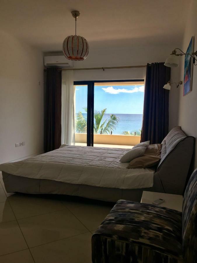 Ocean View Apartment Flic-en-Flacq Exterior foto